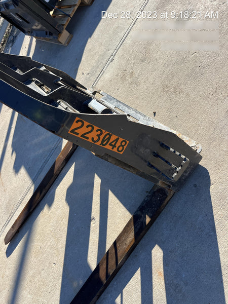 2022 PALADIN 48" Pallet Forks - Paladin