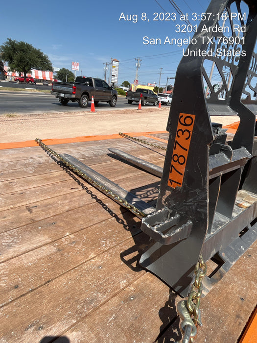 2021 PALADIN 48" Pallet Forks - Paladin