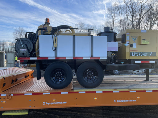 2021 Vac-Tron LP573XDT T4 Koehler Diesel Engine, 500 Gallon Debris Tank, x2 100 Gallon Water Tanks