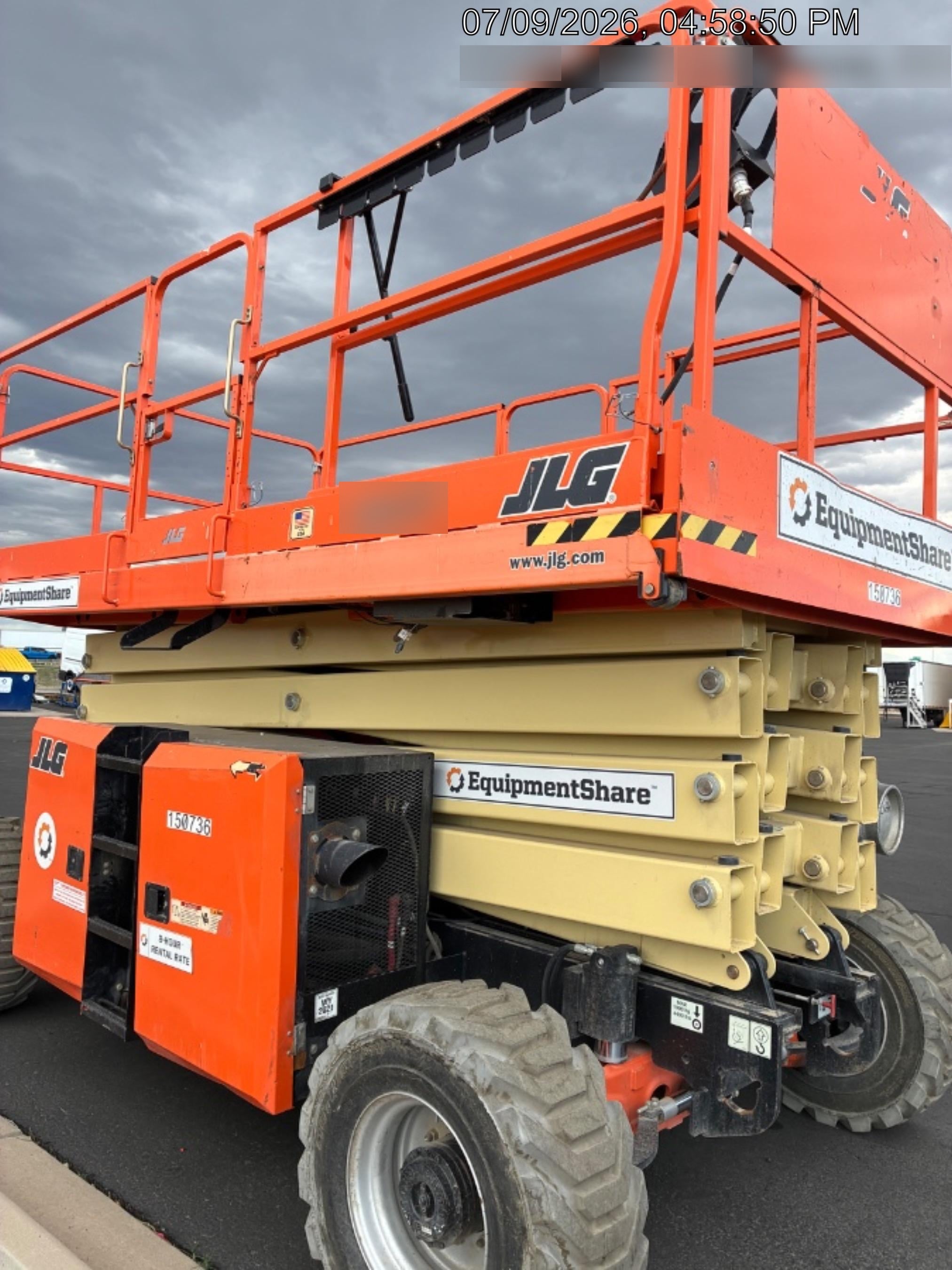 2021 JLG 430LRT