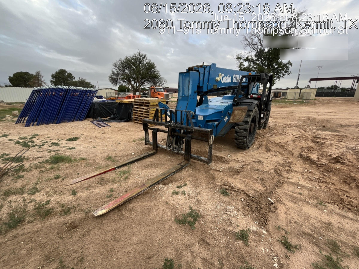 2017 GENIE GTH-1056