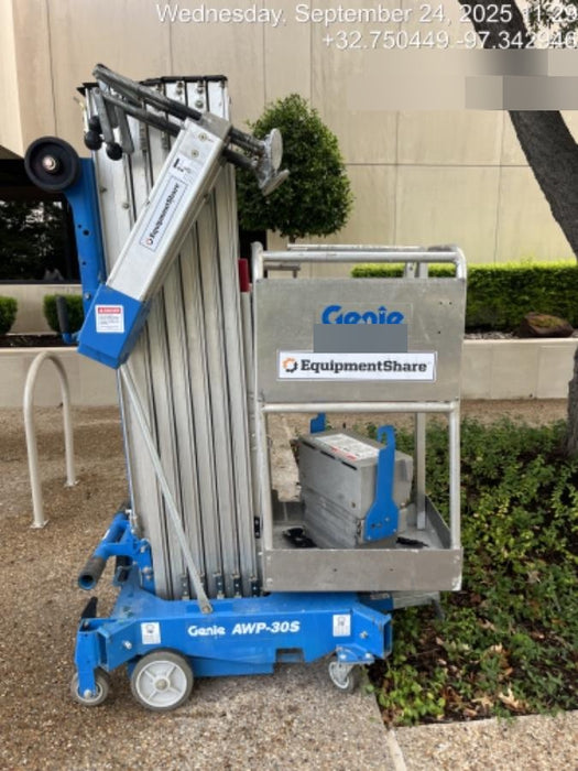 2020 GENIE AWP-30S