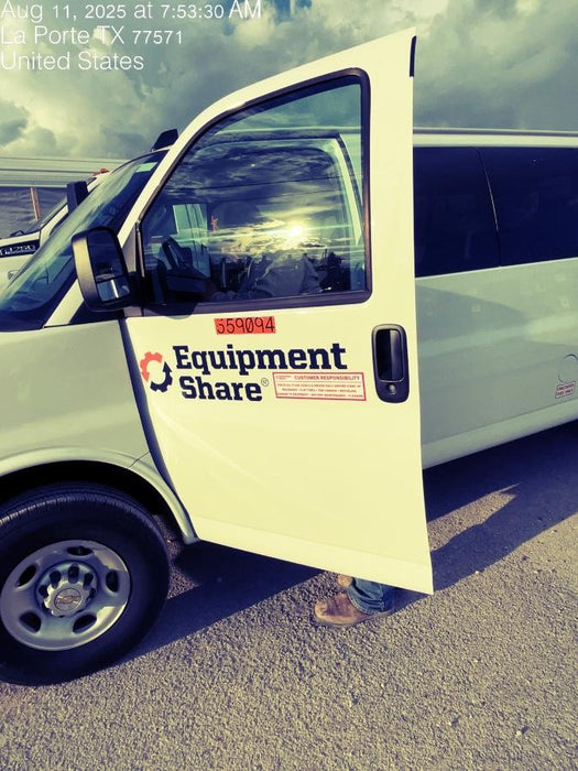 2025 CHEVROLET Express Van - Rental