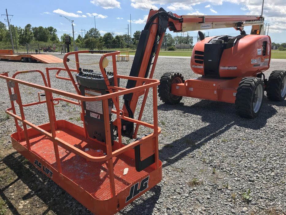 2019 JLG 600AJ