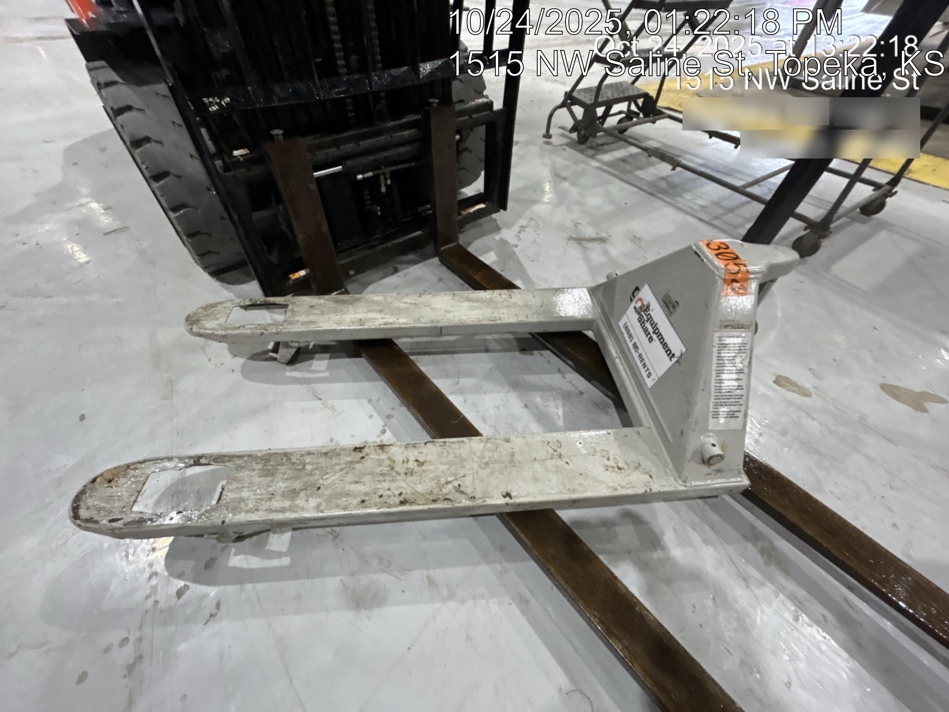 2022 STRONGWAY 4400 lb Pallet Jack