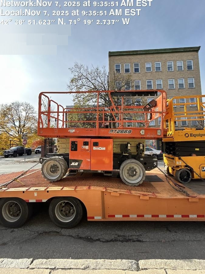 2022 JLG RT2669
