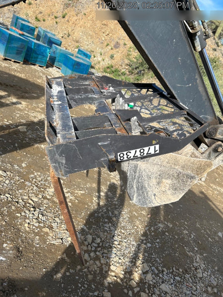 2021 PALADIN 48" Pallet Forks - Paladin