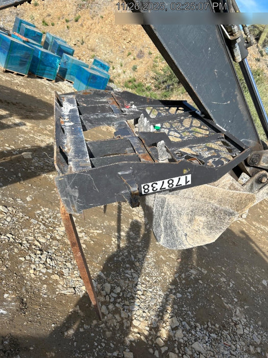 2021 PALADIN 48" Pallet Forks - Paladin