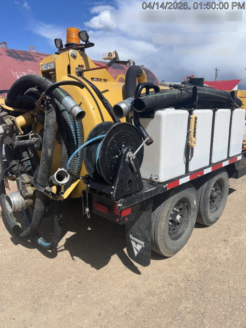 2022 Vac-Tron LP573XDT T4 Koehler Diesel Engine, 500 Gallon Debris Tank, x2 100 Gallon Water Tanks
