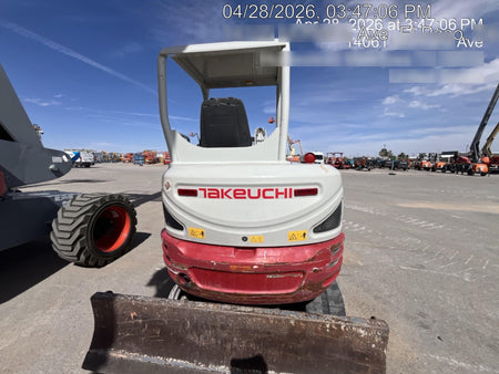 2022 TAKEUCHI TB235-2R