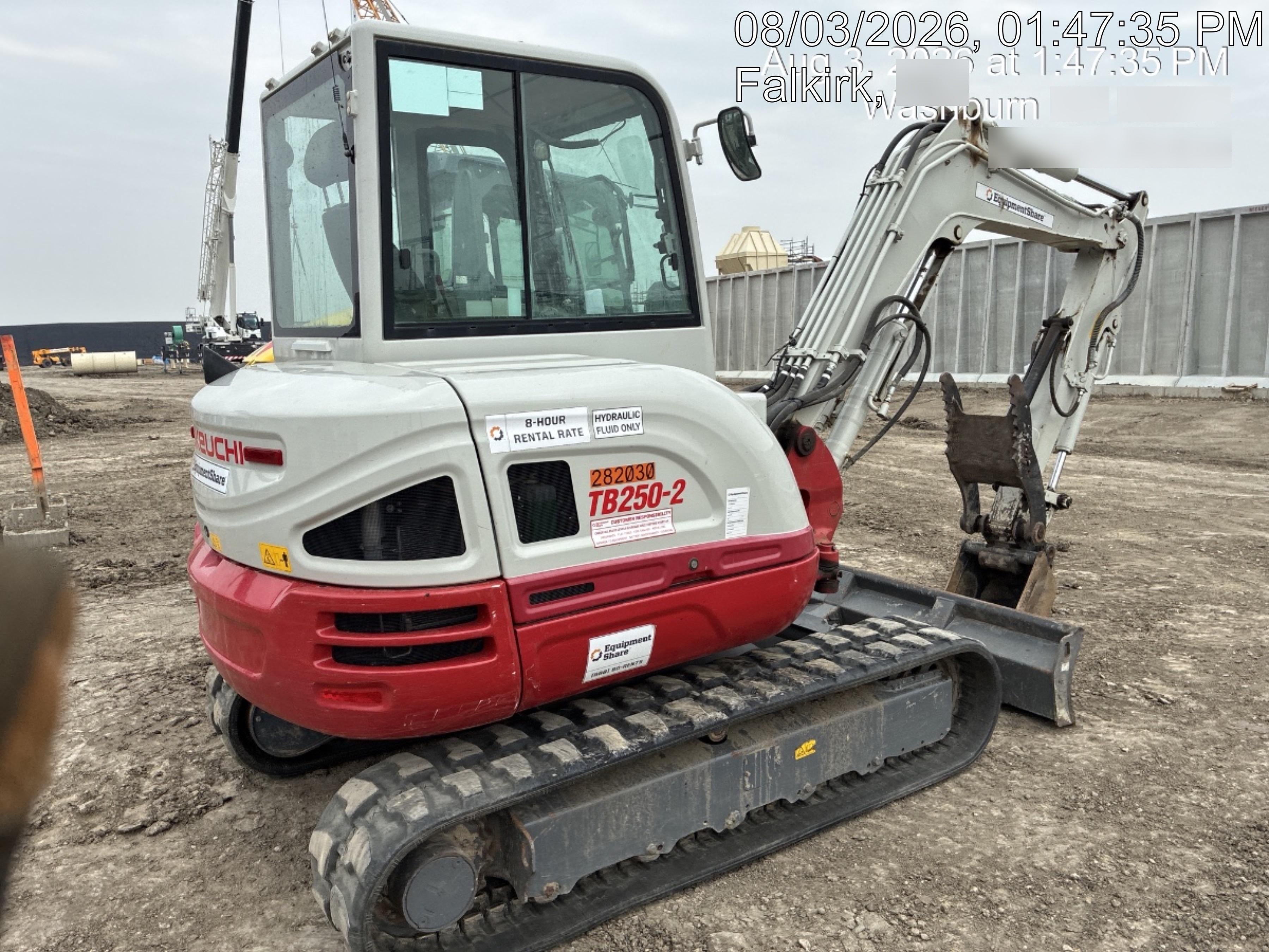 2022 TAKEUCHI TB250-2CR