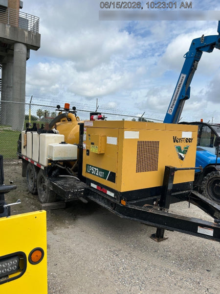 2021 VAC-TRON LP573XDT