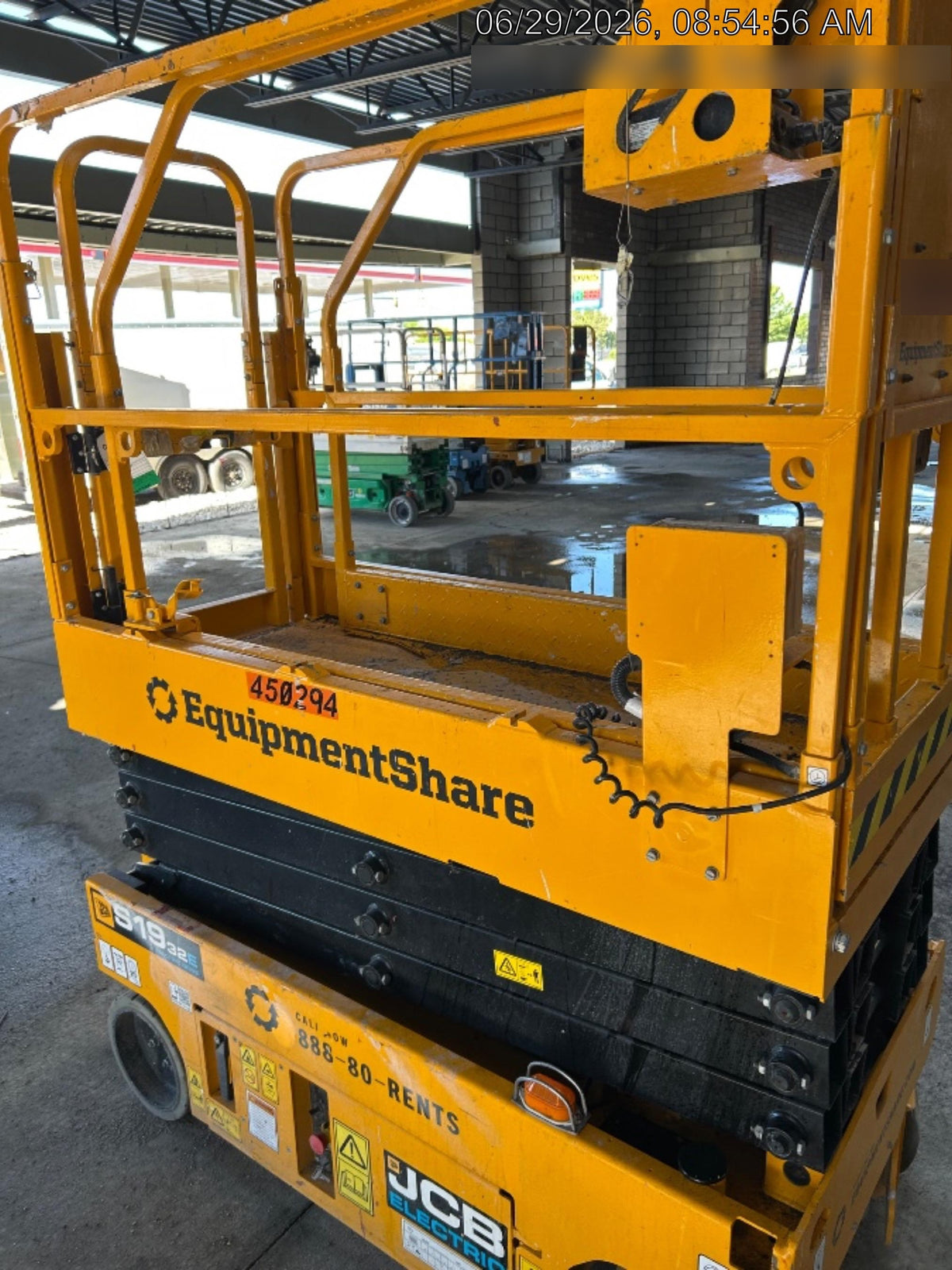 2024 JCB S1932E