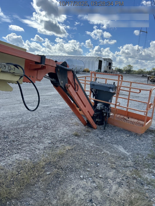 2019 JLG 660SJ