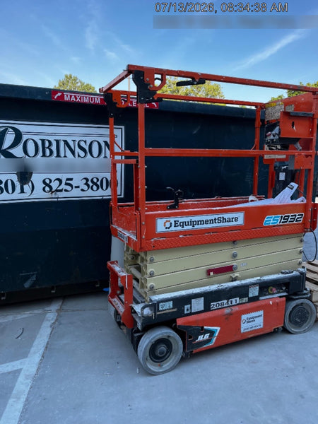 2022 JLG ES1932
