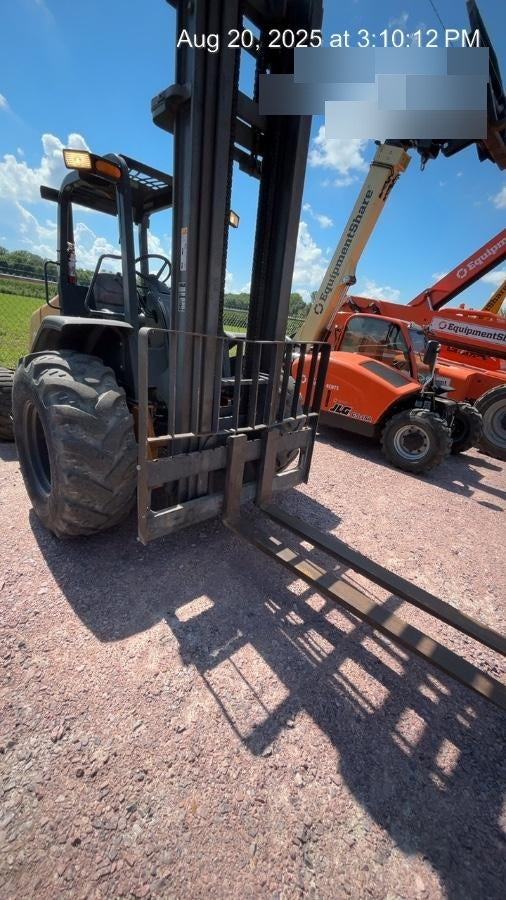 2022 CASE 588H