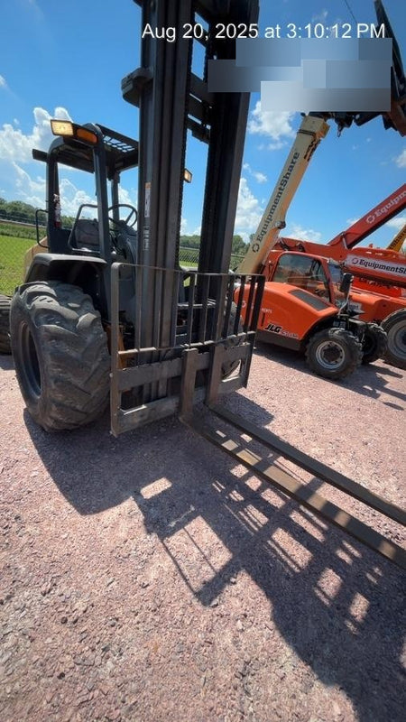 2022 CASE 588H