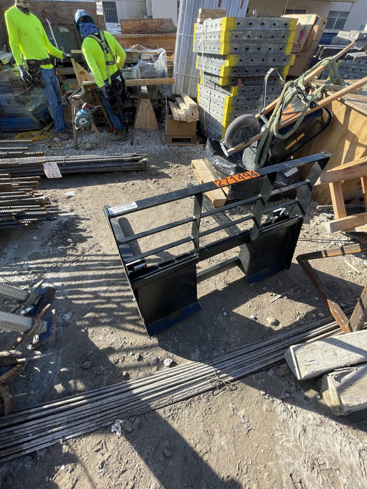 2022 ARROW MATERIAL HANDLING 48" Pallet Forks - Arrow