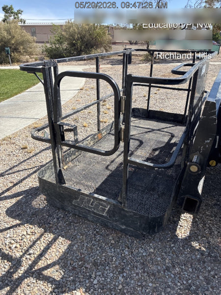 2019 JLG MAN BASKET