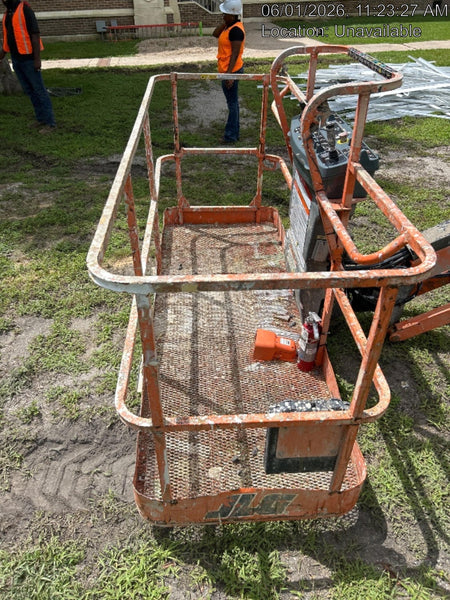 2019 JLG 660SJ