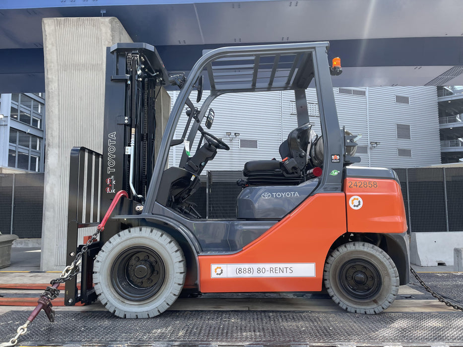 2022 TOYOTA 50-8FGU25