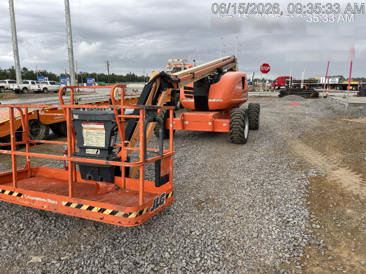 2022 JLG 600AJ