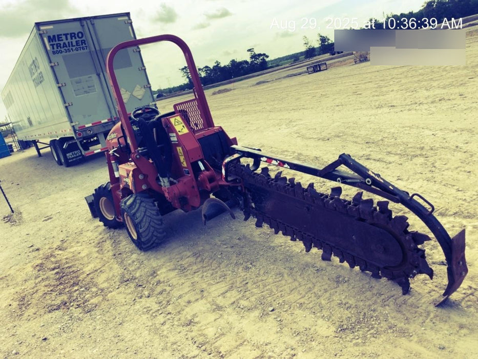 2018 DITCH WITCH RT45A