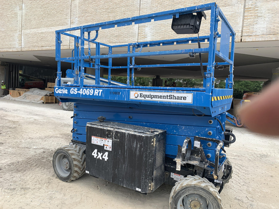 2020 GENIE GS-4069 RT