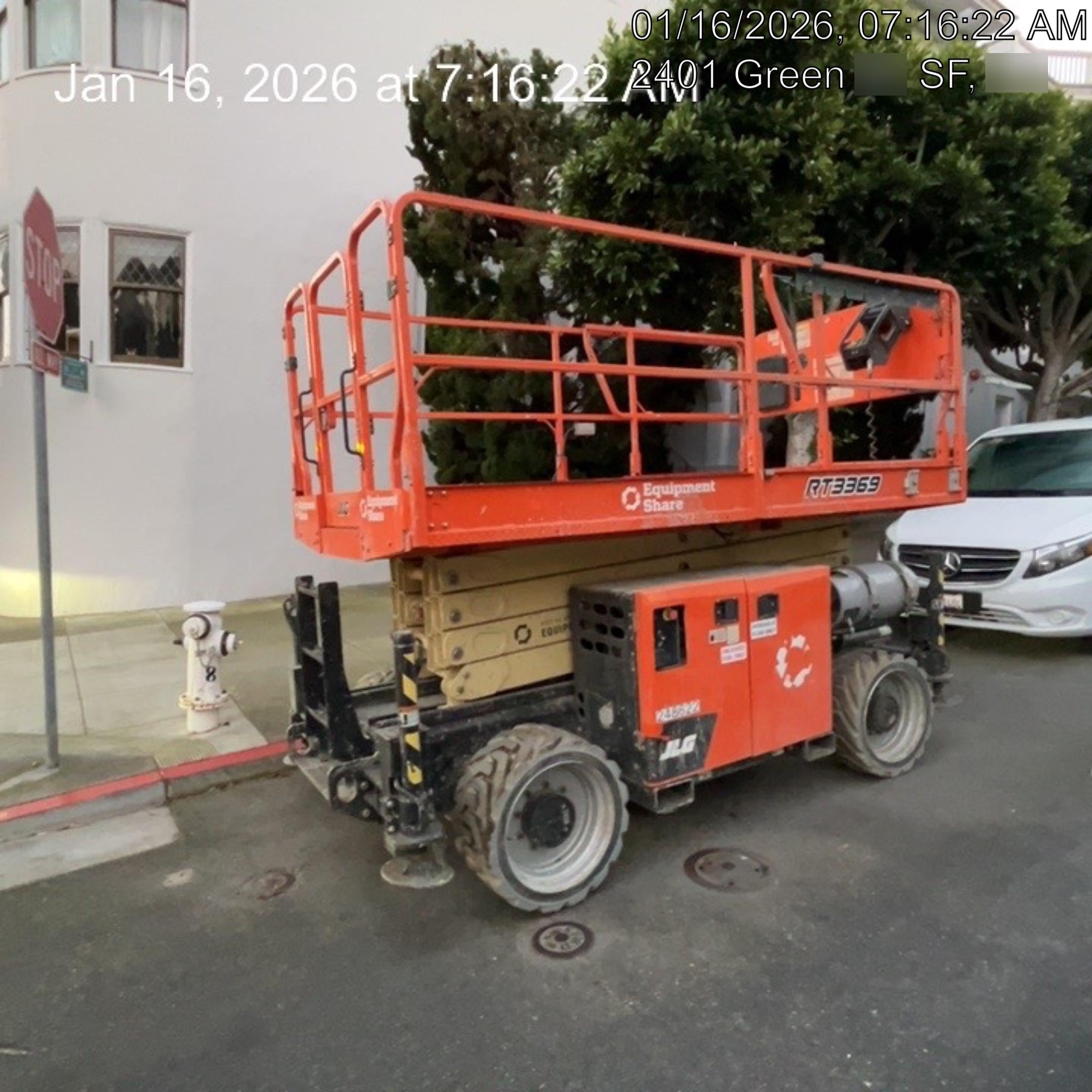 2022 JLG RT3369