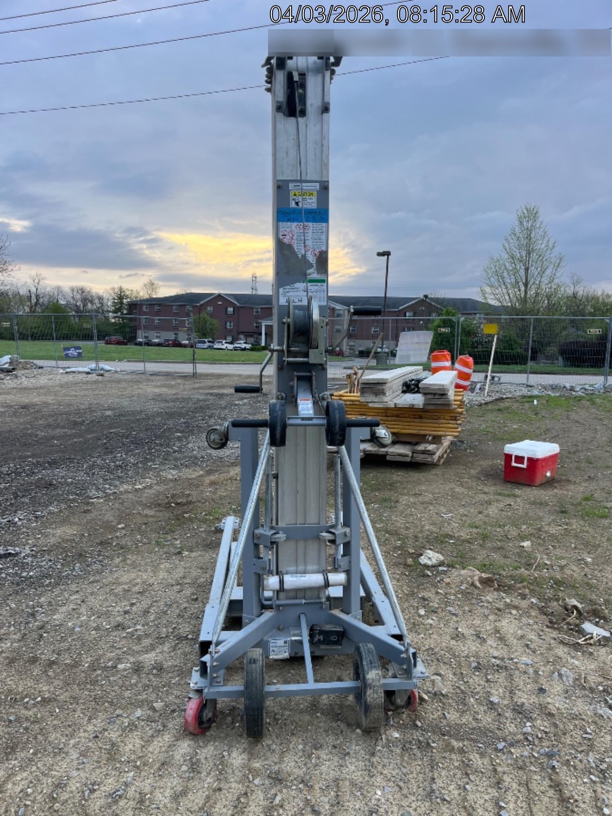 2023 GENIE SLC-24