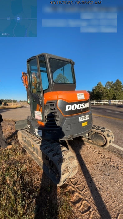 2021 DOOSAN DX50-5