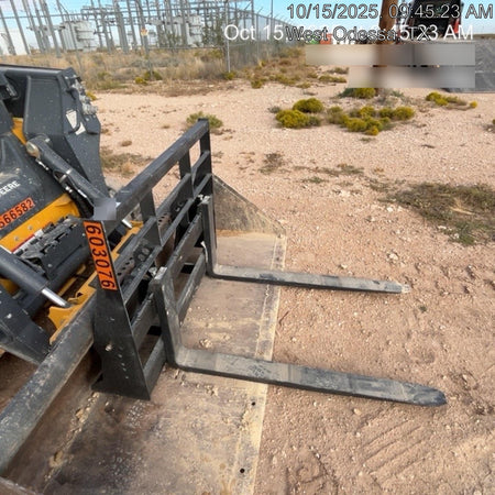 2025 ARROW MATERIAL HANDLING 24" Pallet Fork Frame