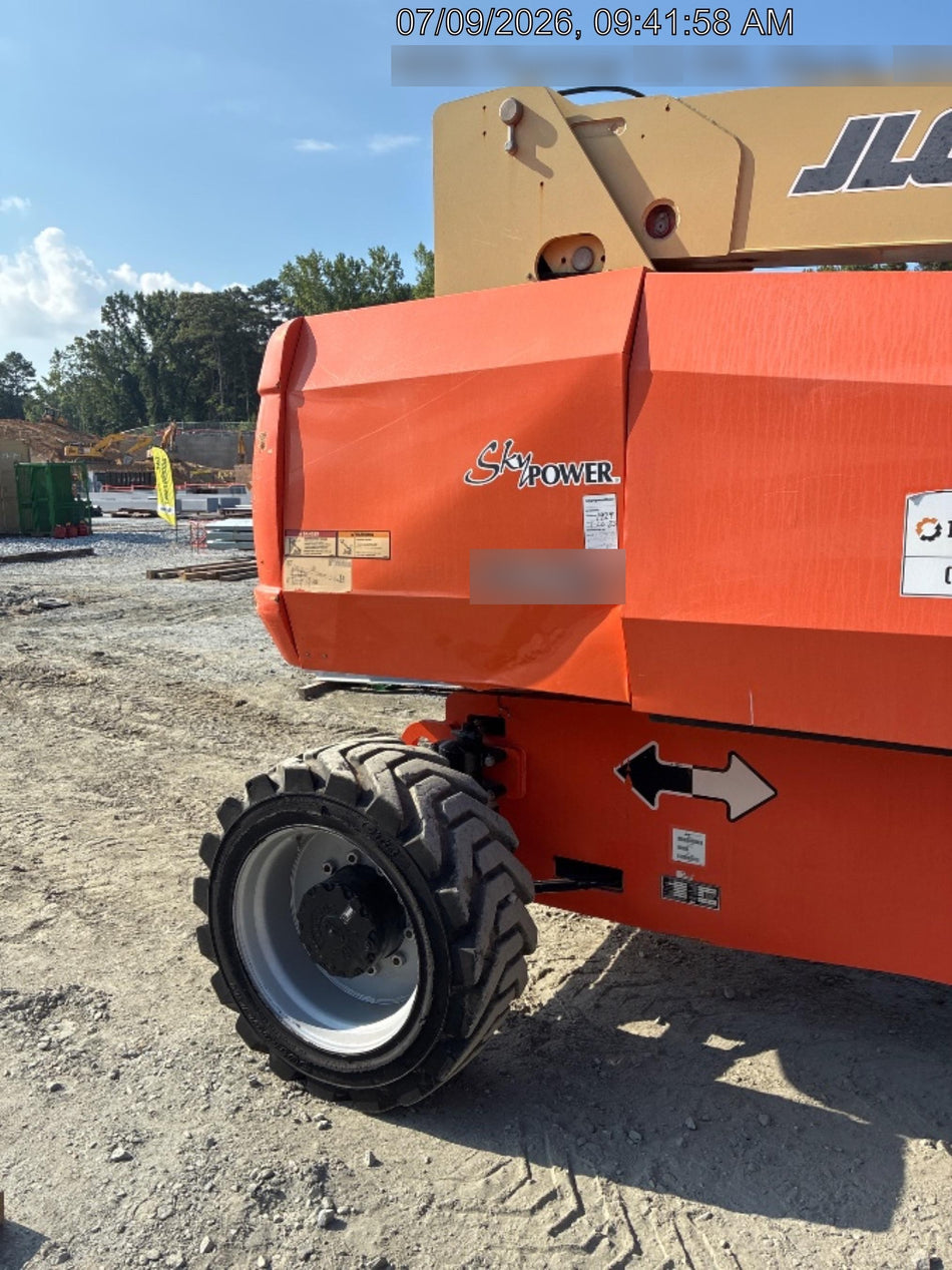 2019 JLG 860SJ