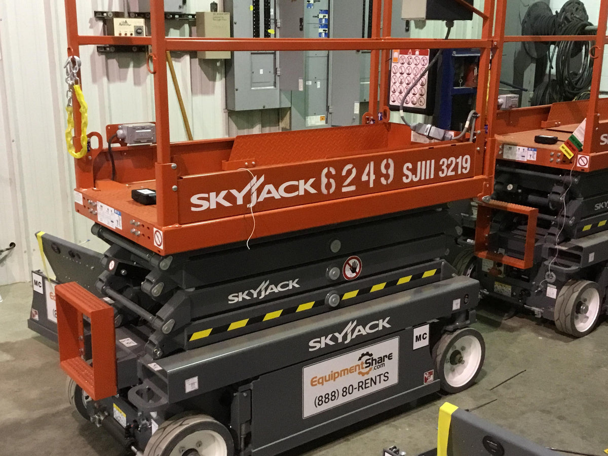2017 Skyjack SJIII-3219 Skyjack SJ3219, Trojan Battery Set, Extended Warranty 5yr/5k hr