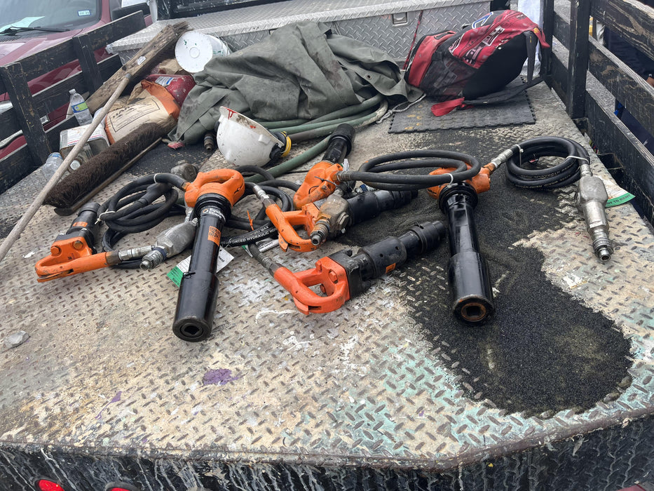 2021 MICHIGAN PNEUMATIC ES-CH3R-TRACKER