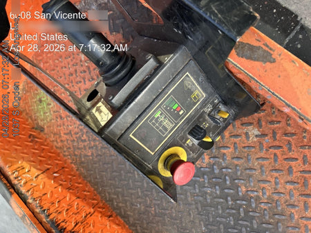 2021 JLG ES1330L