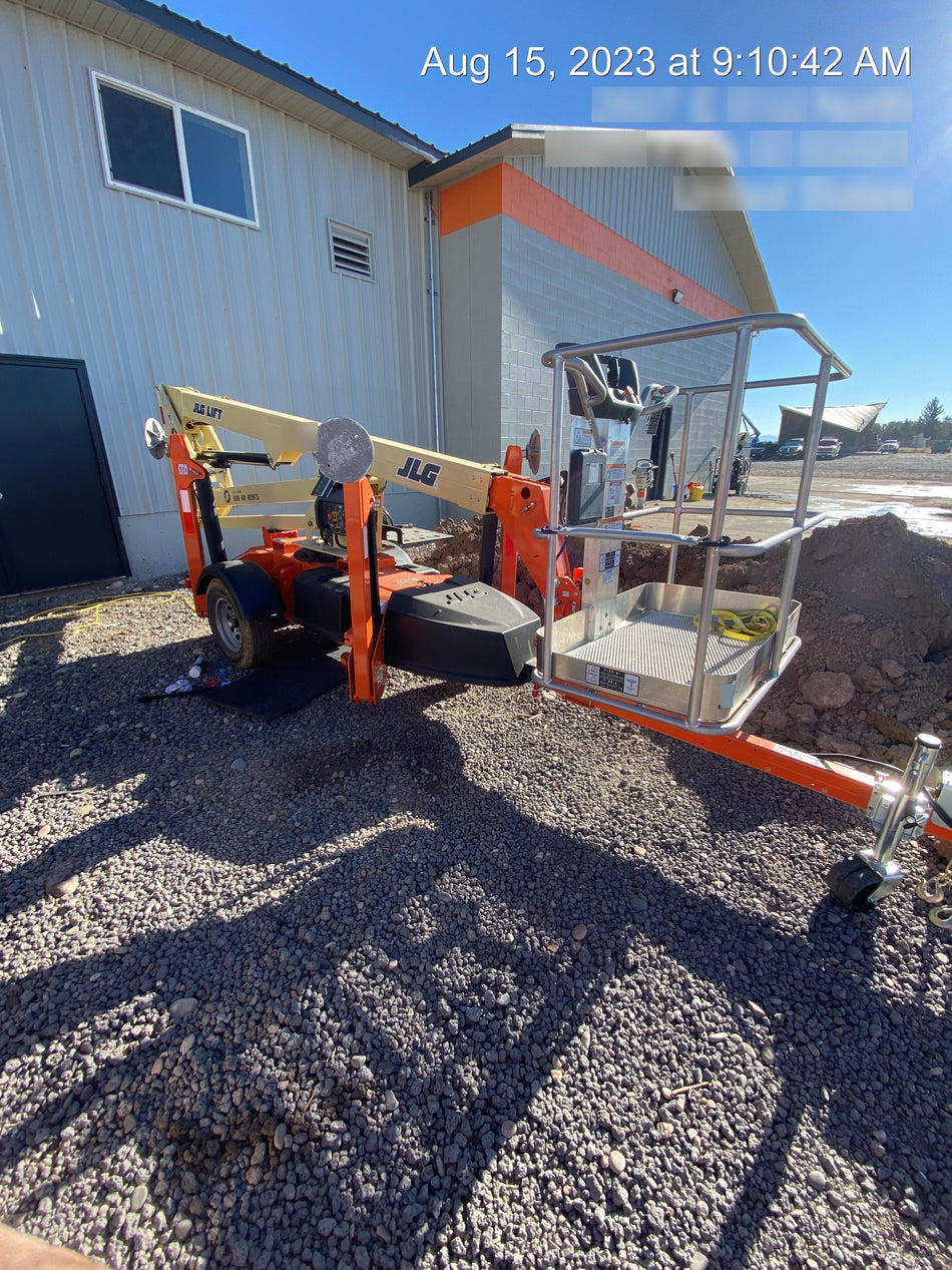 2023 JLG T350