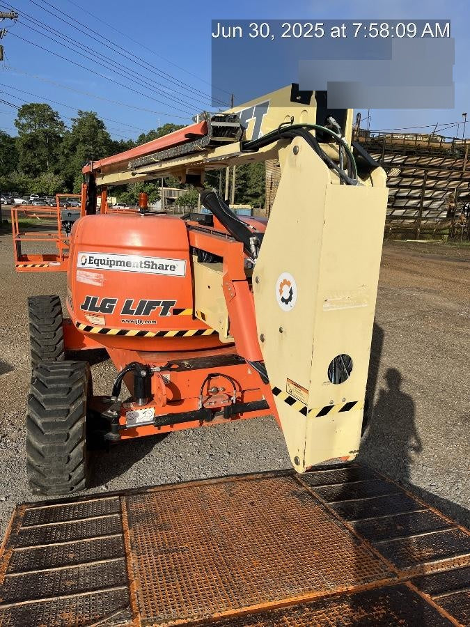 2021 JLG 600AJ