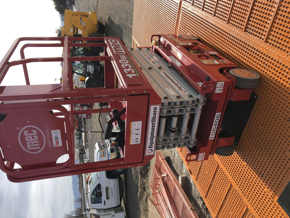 2020 MEC 1330SE Solid NM Tires, Steel Swing out Doors, LCS, Beacon, 900W Inverter