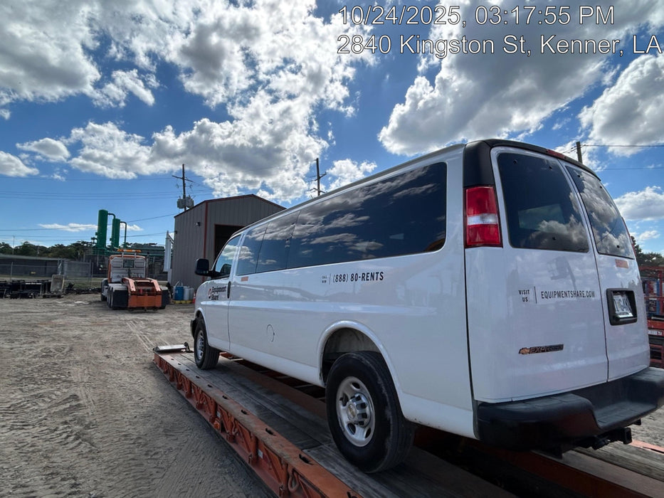 2025 CHEVROLET Express Van - Rental