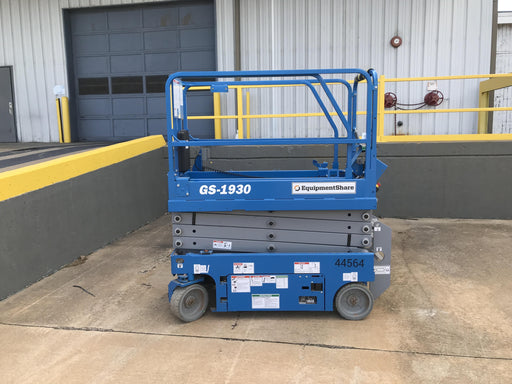 2019 Genie GS-1930 Fixed rails with chain Entry