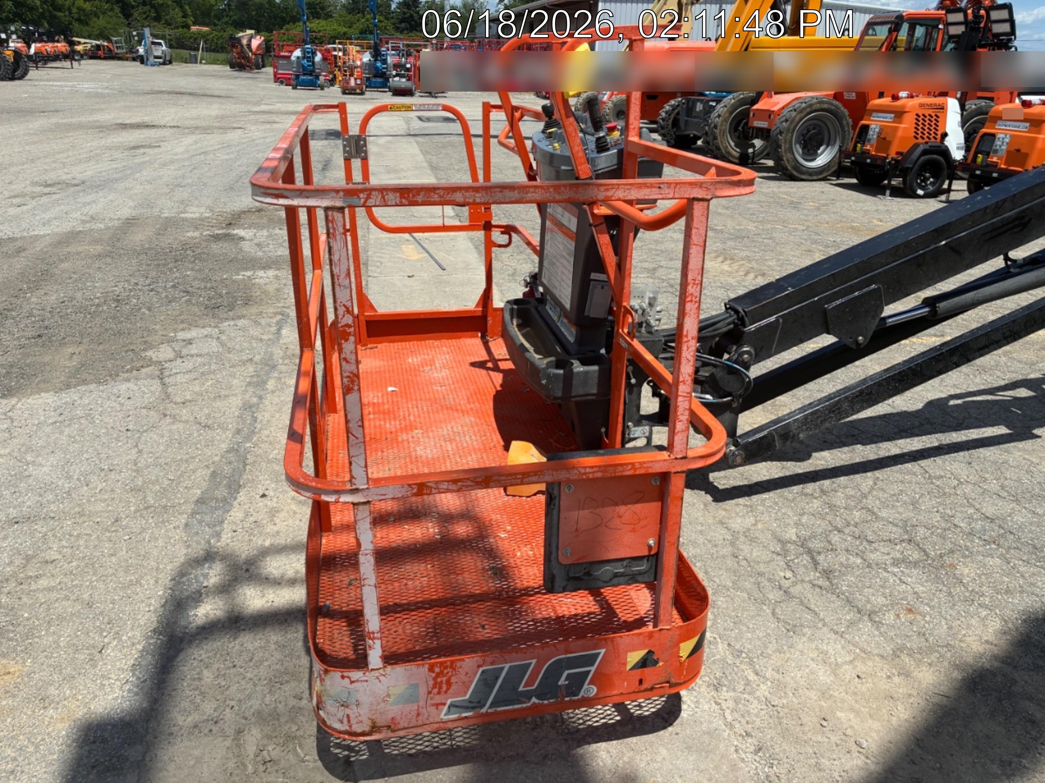 2025 JLG 660SJ