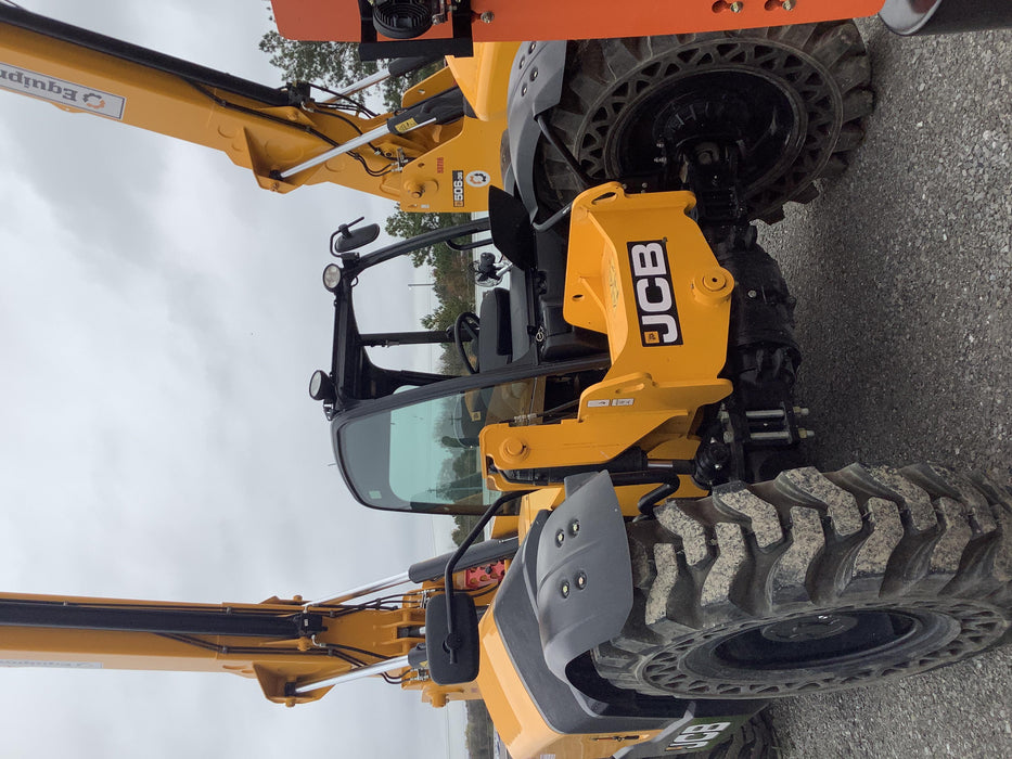 2020 JCB 509-42 Canopy, Solid Tires, Work Lights, Beacon, Aux Hydraulics, Back up Alarm, Lifting Eye, ES Decals
