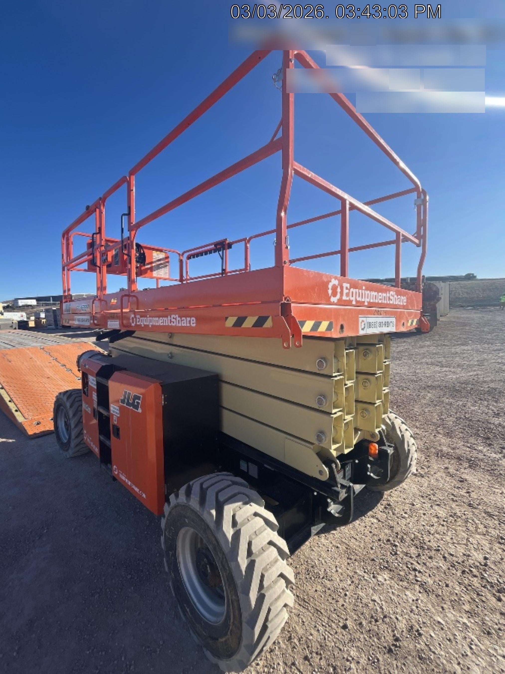 2023 JLG RT4394