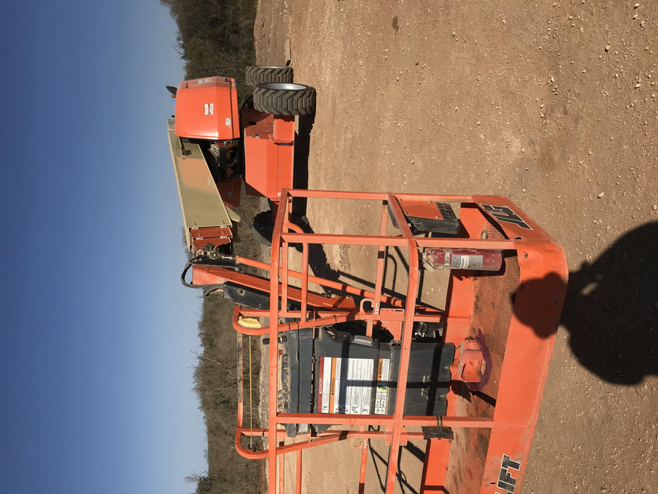 2019 JLG 660SJ