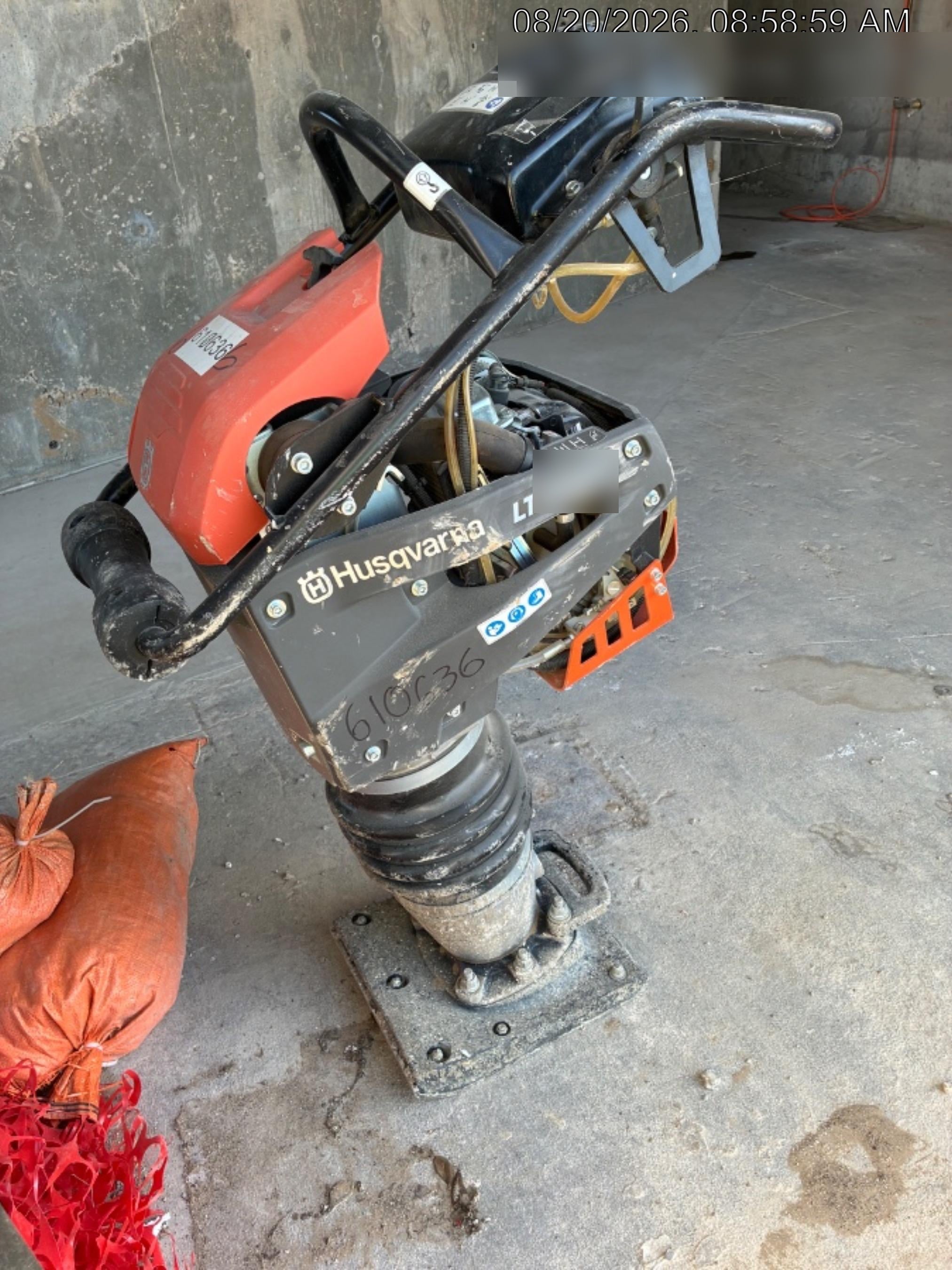 2025 HUSQVARNA LT6005