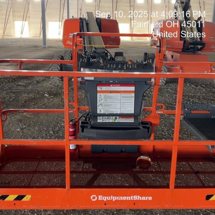 2025 JLG 660SJ