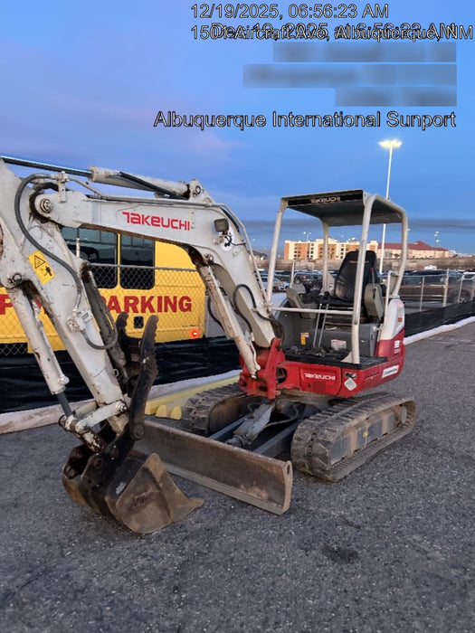 2020 TAKEUCHI TB235-2R