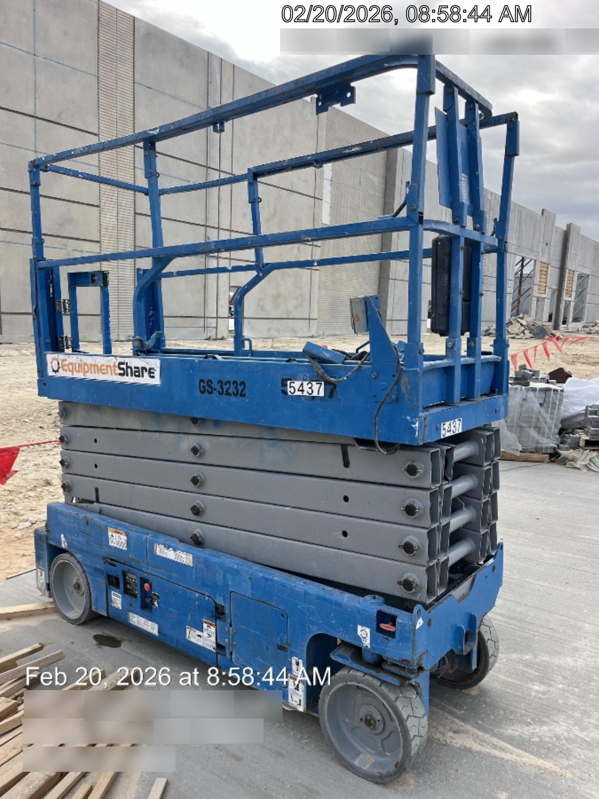 2017 Genie GS-3232 Genie GS3232 Narrow 32' Scissor Lift