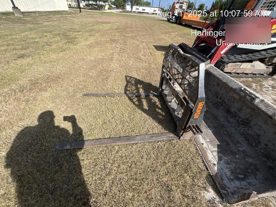 2020 PALADIN 48" Pallet Forks - Paladin